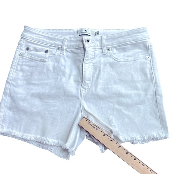 Vineyard Vines Jamie Fringe White Jean Shorts Size 30 - Picture 2 of 7